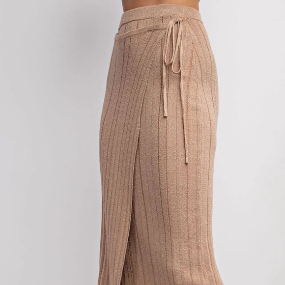 REVOLVE One Grey Day Women’s M Tan Ribbed Cashmere & Cotton Knit Long Maxi Skirt - Picture 2 of 11